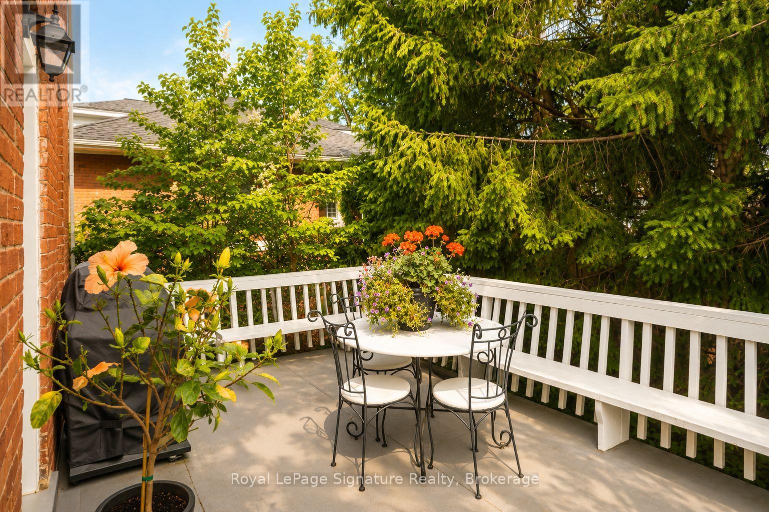 76 TROWBRIDGE STREET W - Image 30