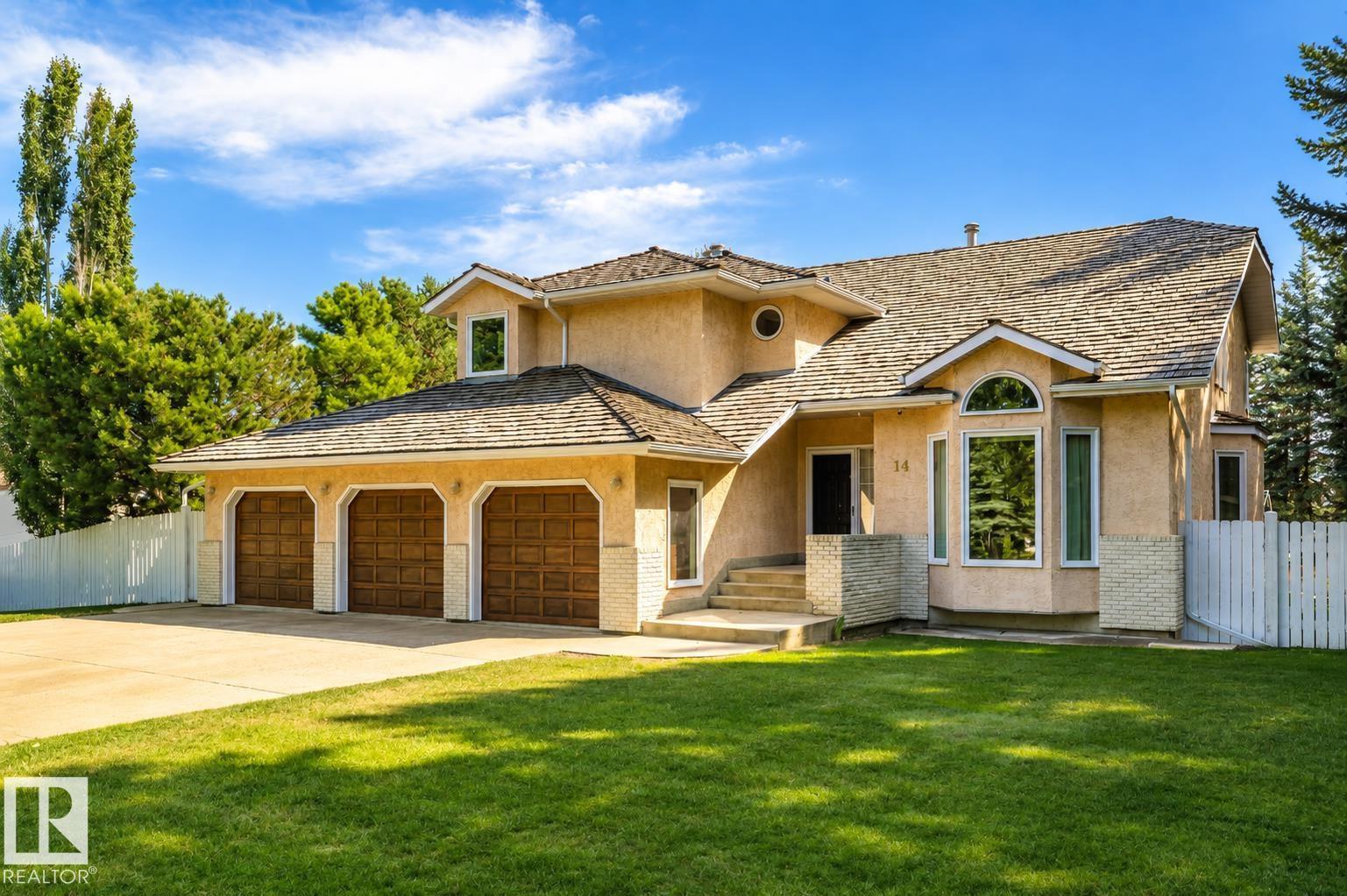 14 HIGHLANDS PL