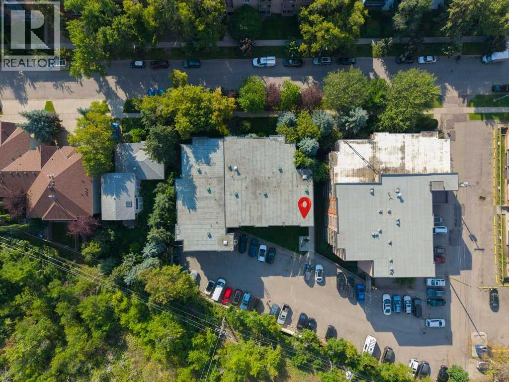 #302 716 3 Avenue NW - 30