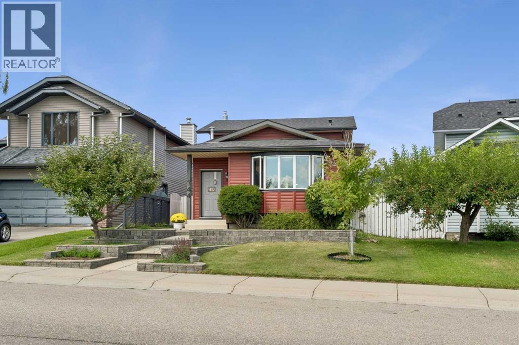 744 Riverbend Drive SE, Riverbend, Calgary photo 4