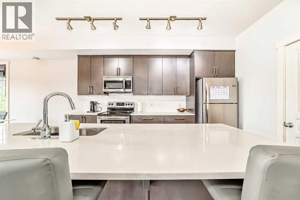 652 Cranford Walk SE - 12