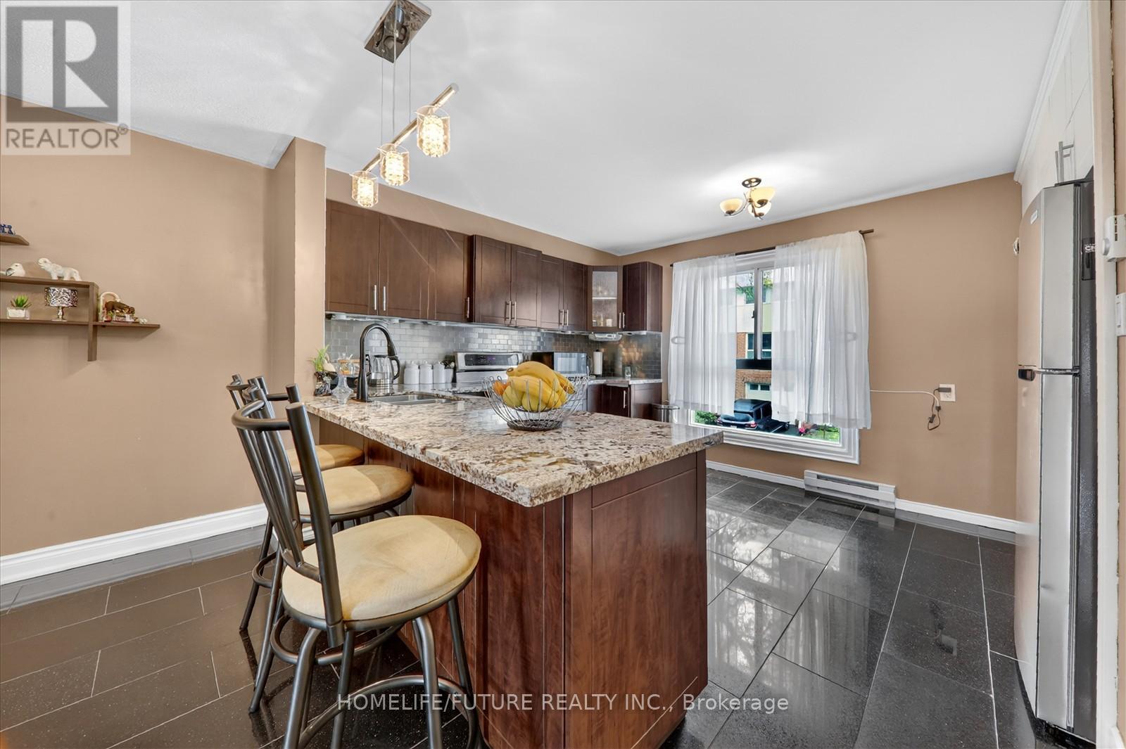 #70 38 JOHN CABOT WAY - 18