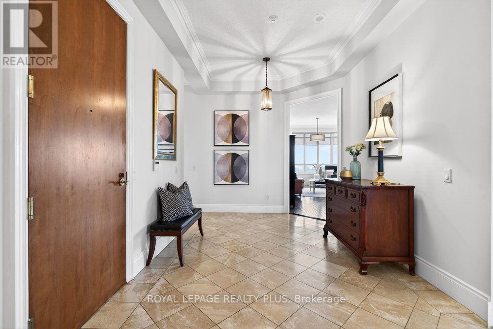 #TPH4 35 KINGSBRIDGE GARDEN CIRCLE - 24