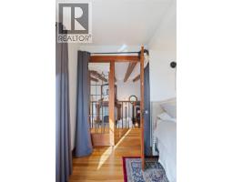 5165 Cordova Bay Rd, Saanich, BC V8Y2K7 Photo 29