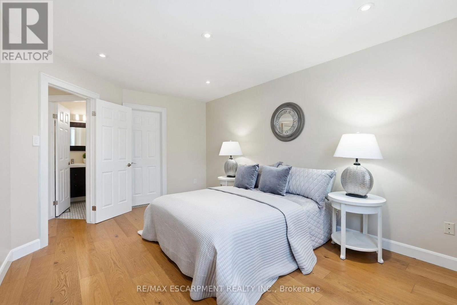 18 SABLE DRIVE - 20