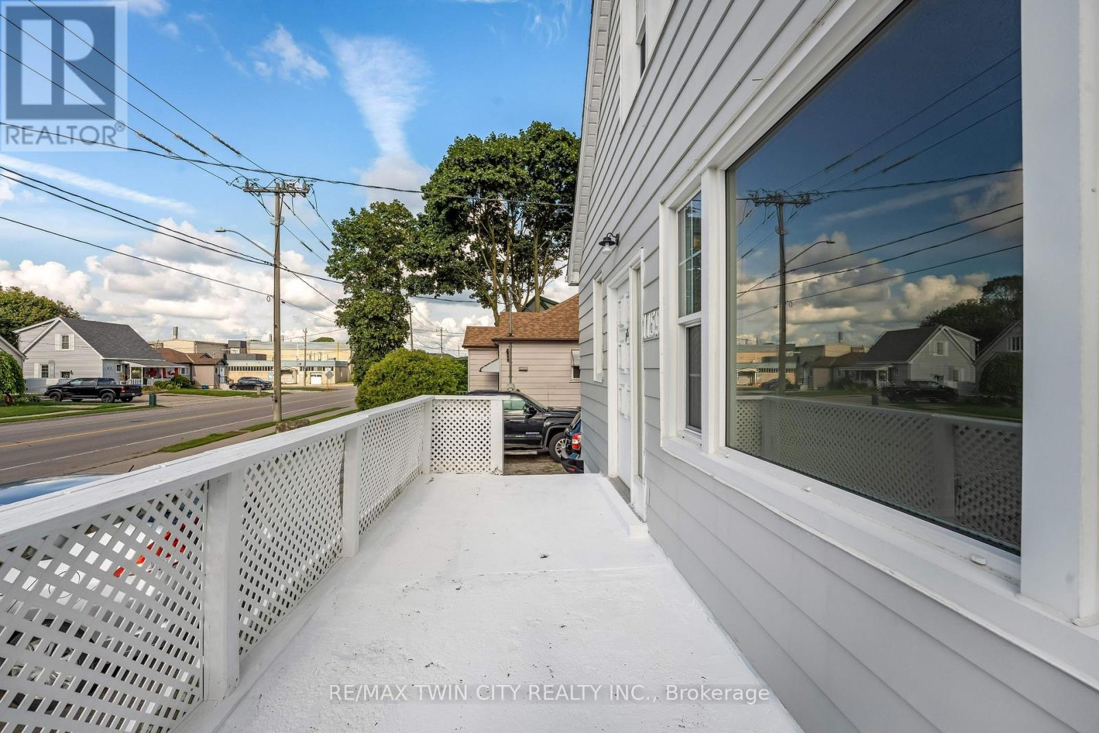 1159 UNION STREET — photo 3