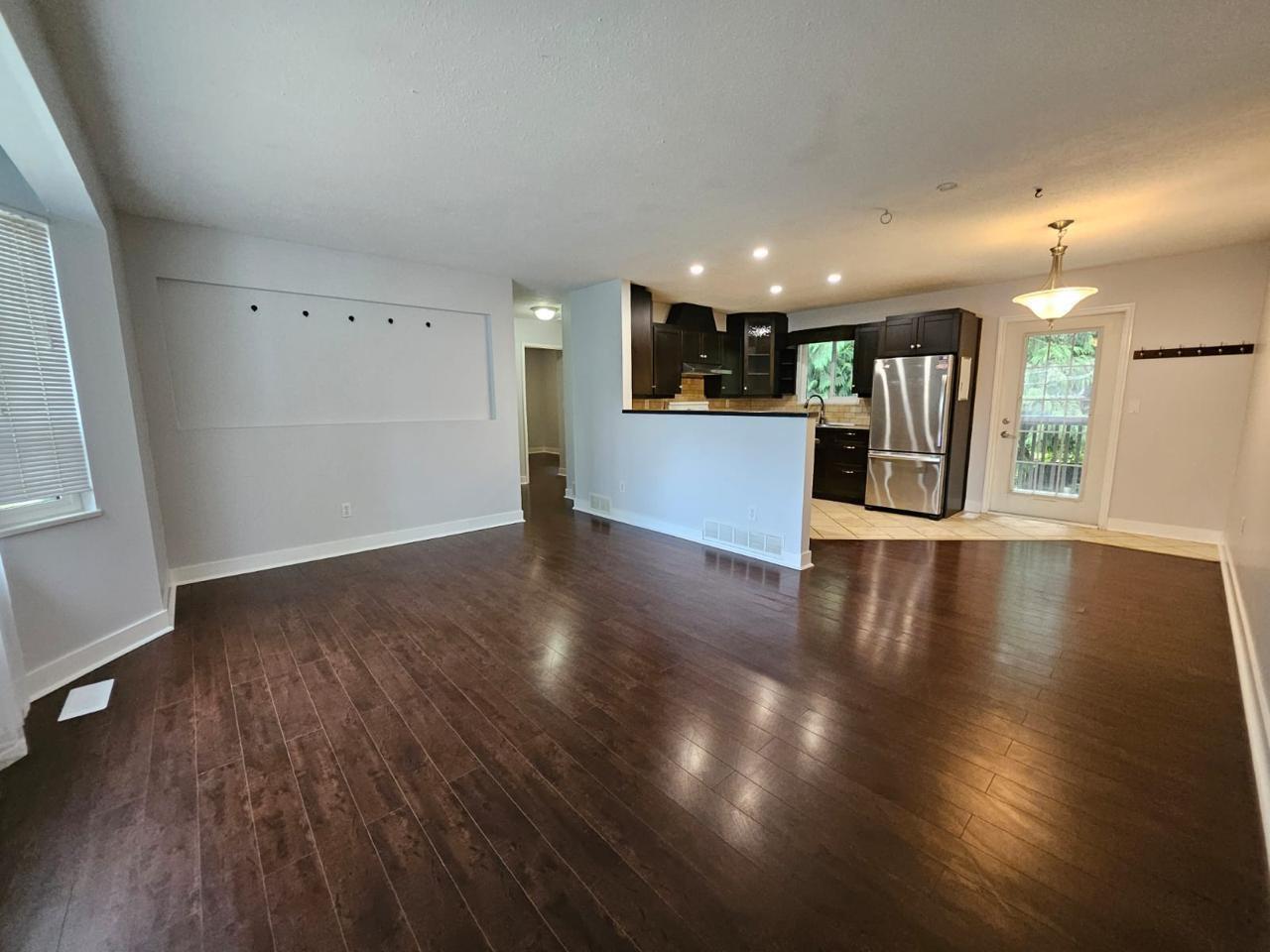 3 Bed, 2 Bath House for Rent in Surrey – 15118 91A STREET, Surrey – MLS# R3159449 - Image 2