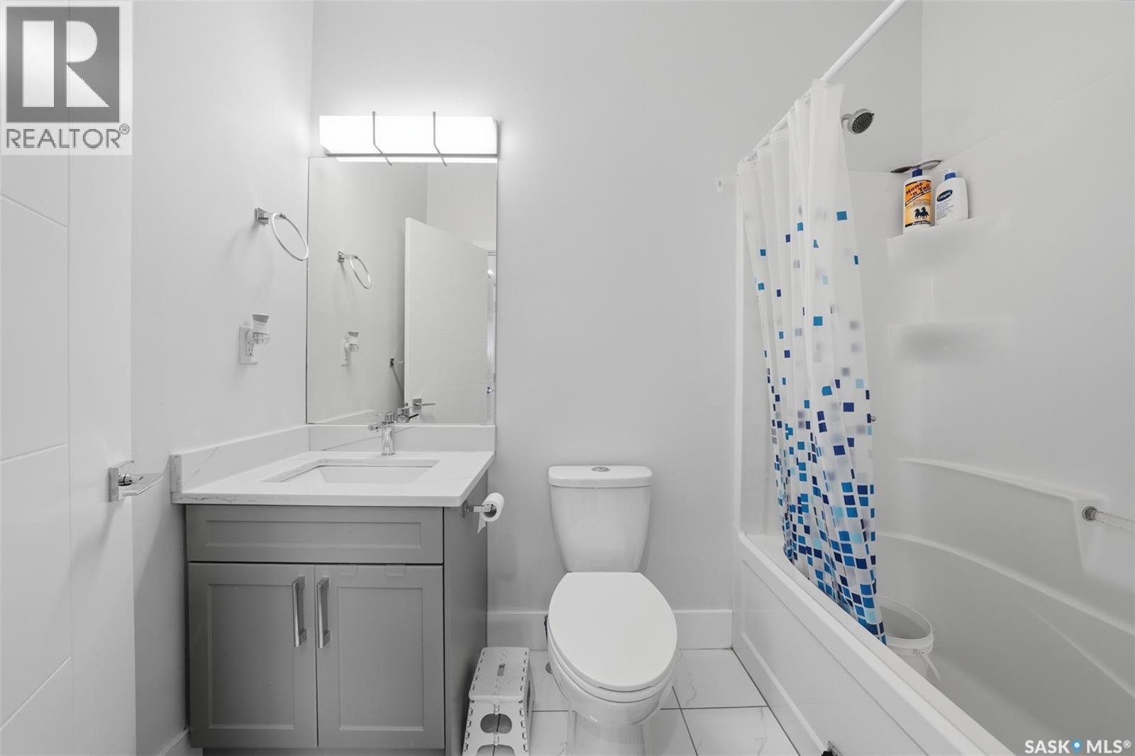 171 Thakur STREET - Image 17