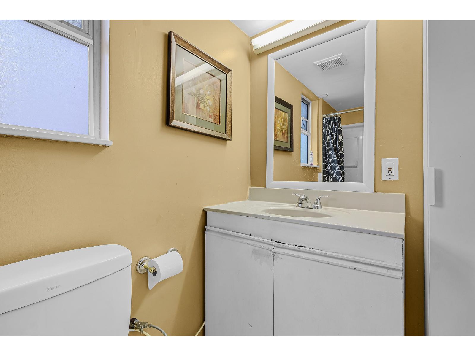 Photo of 32878 HARWOOD PLACE 38