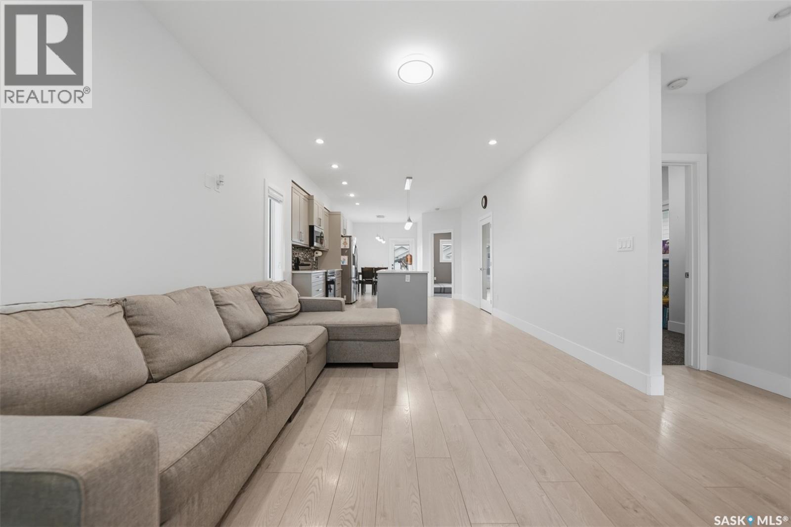 171 Thakur STREET - 6