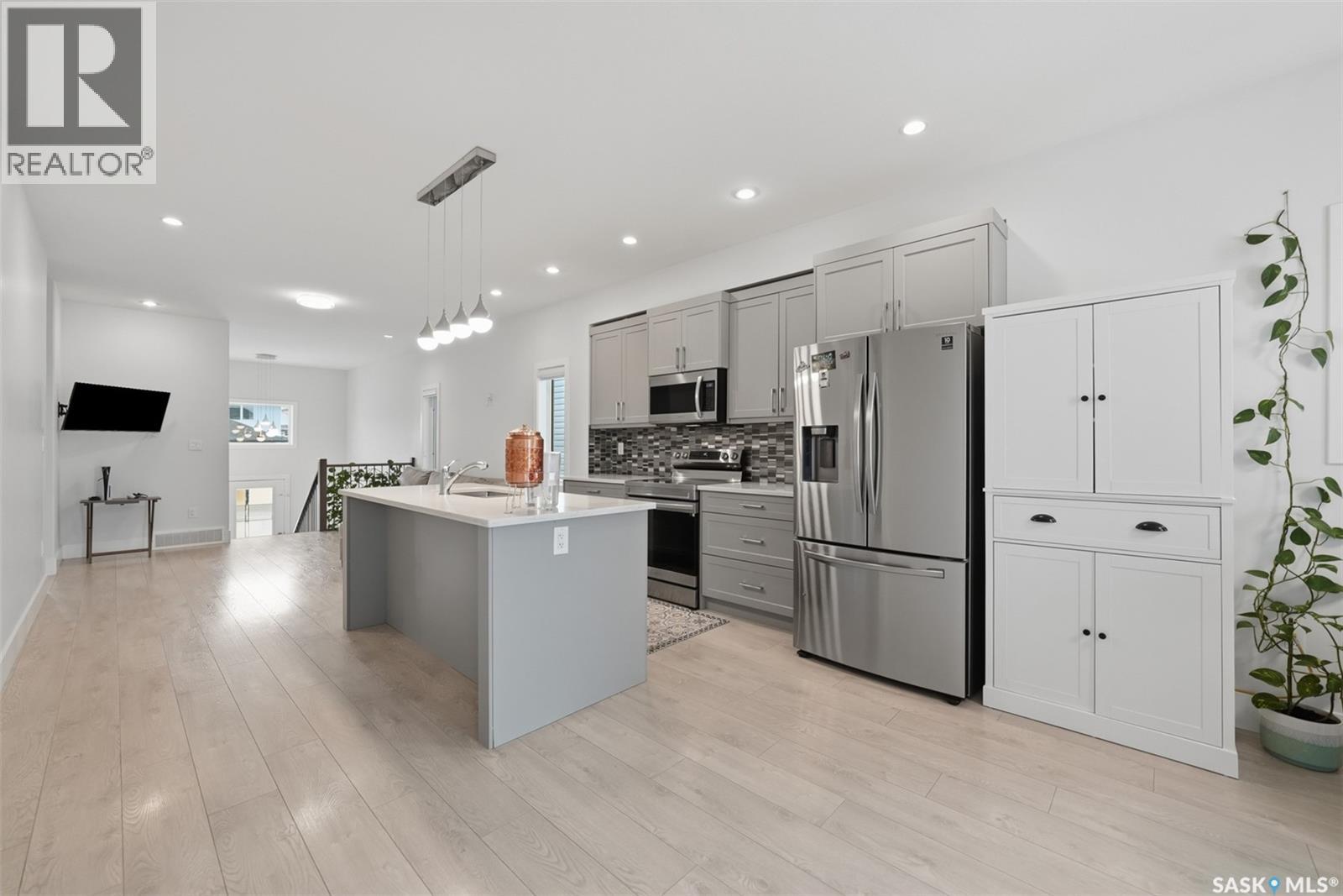 171 Thakur STREET - 12