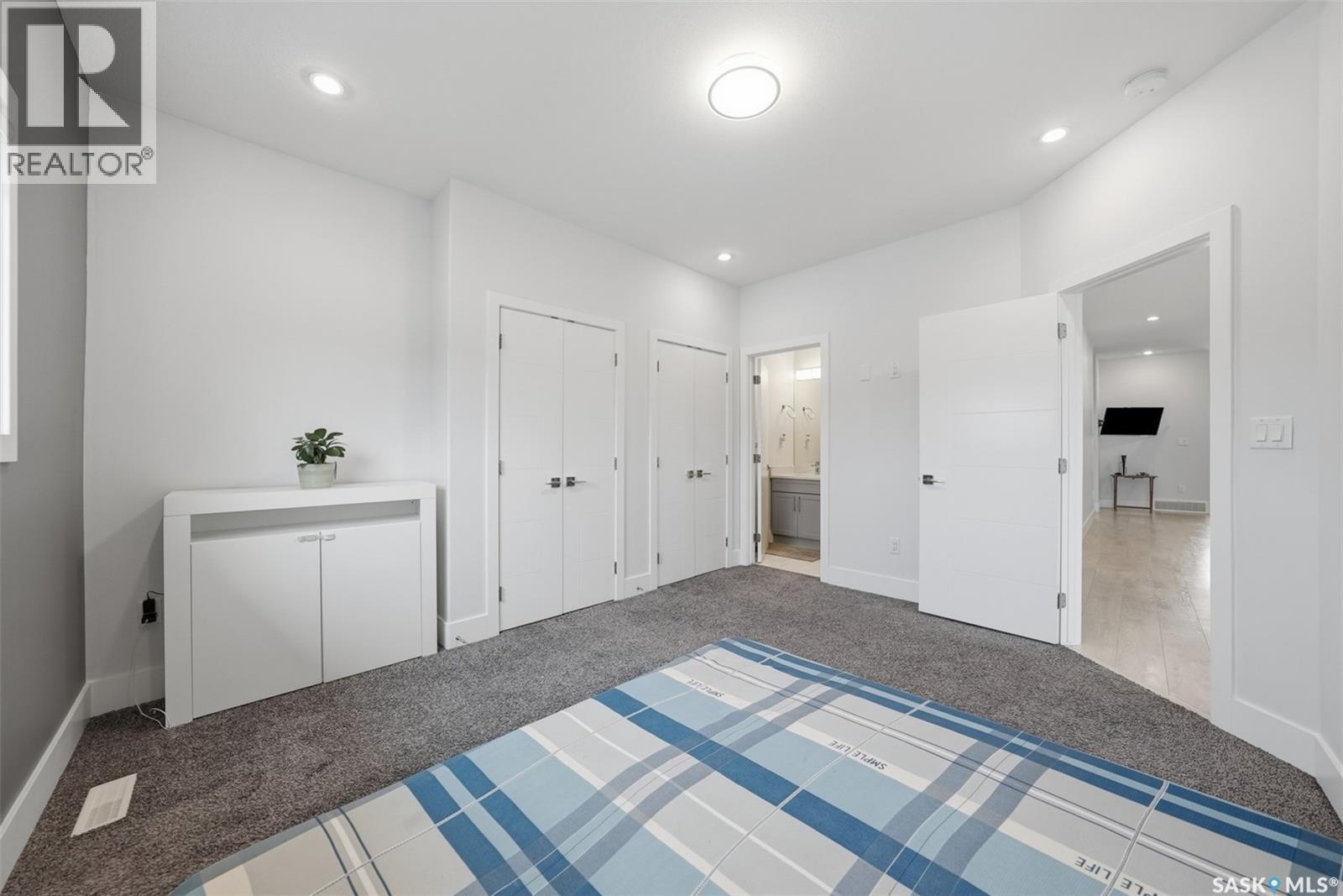 171 Thakur STREET - Image 16