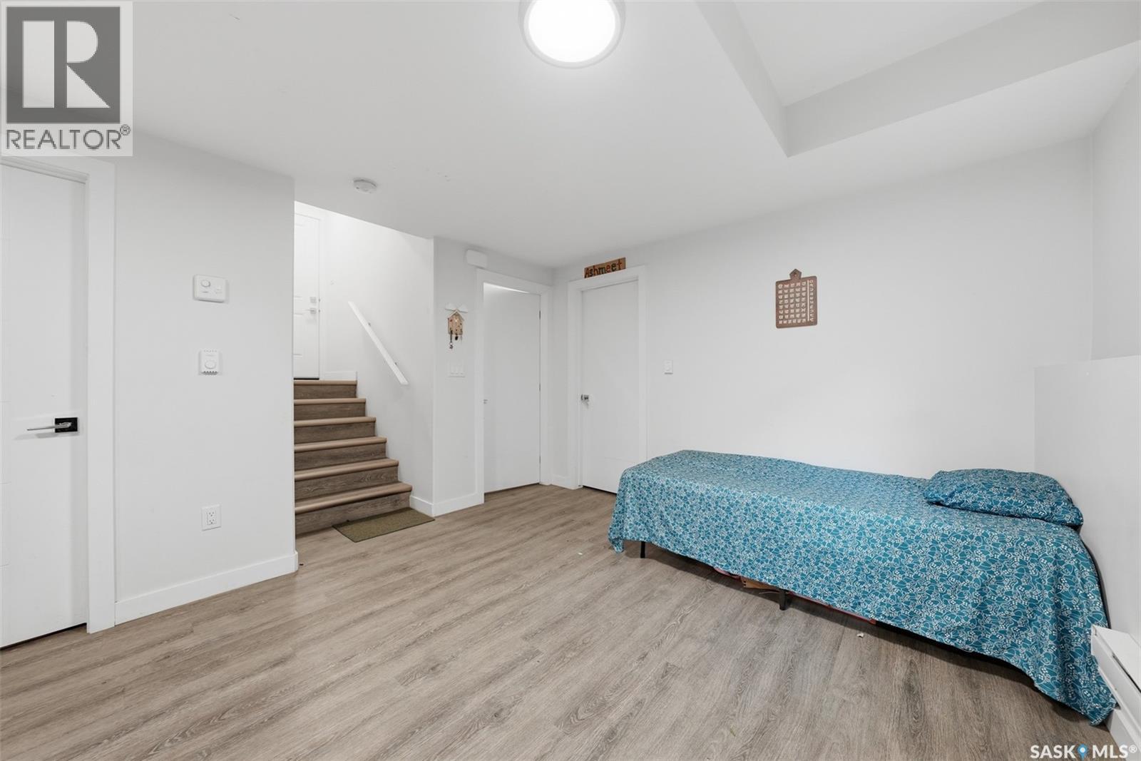 171 Thakur STREET - Image 26