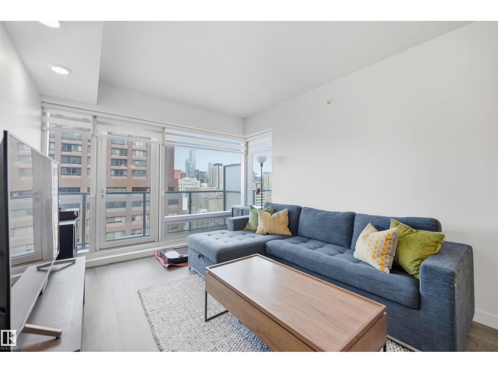 #2002 9720 106 ST NW - Image 10