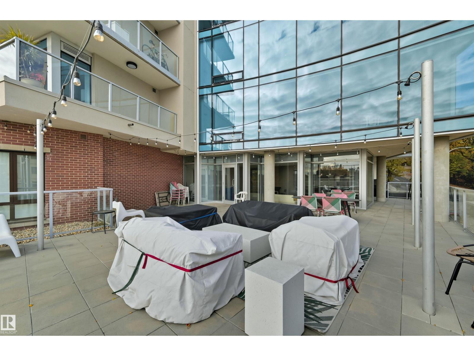 #2002 9720 106 ST NW - 35
