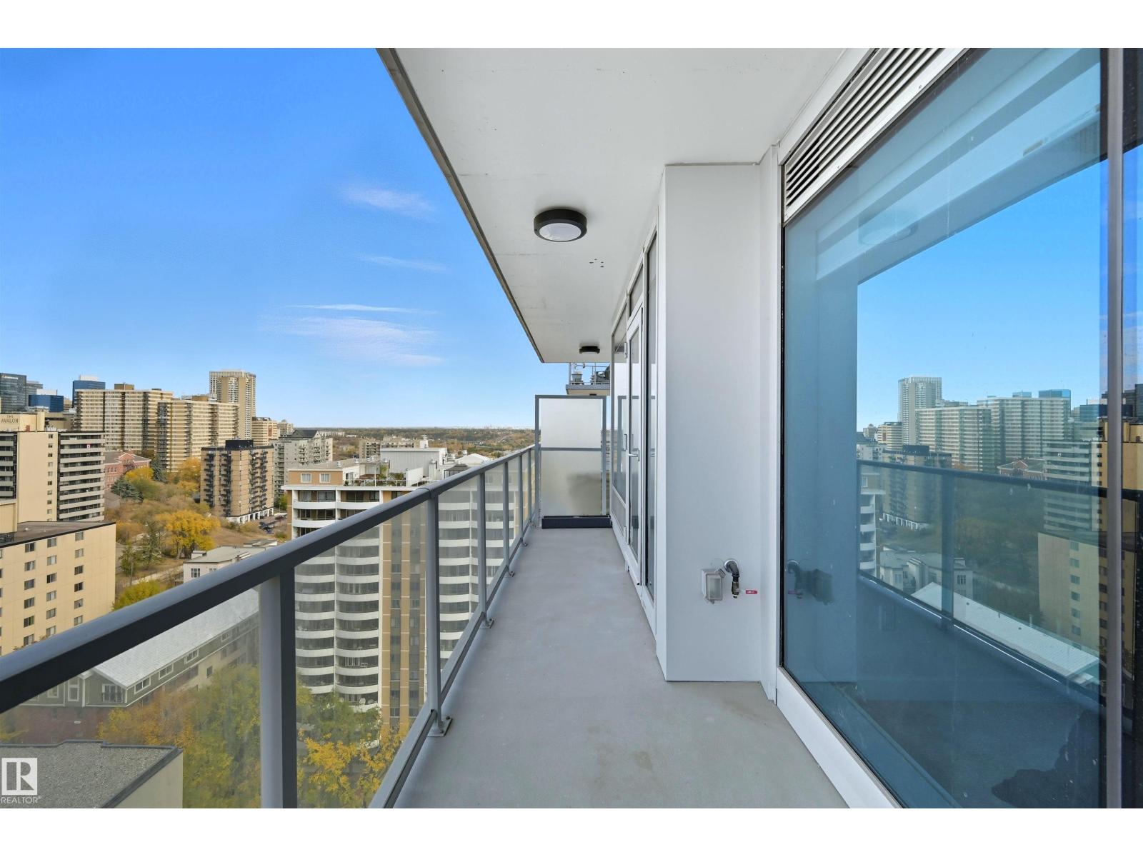 #2002 9720 106 ST NW - Image 11