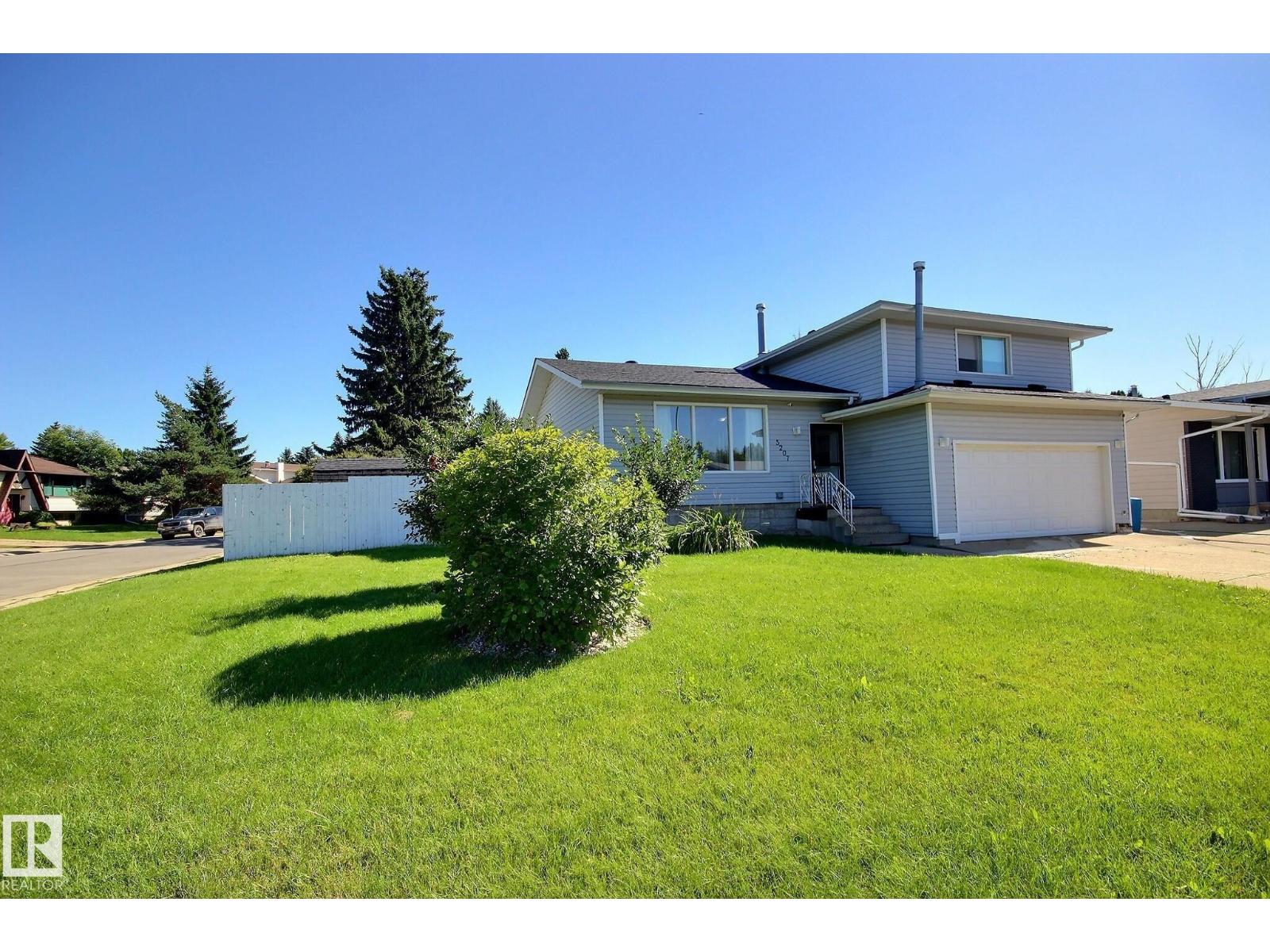 5207 46 ST - 42
