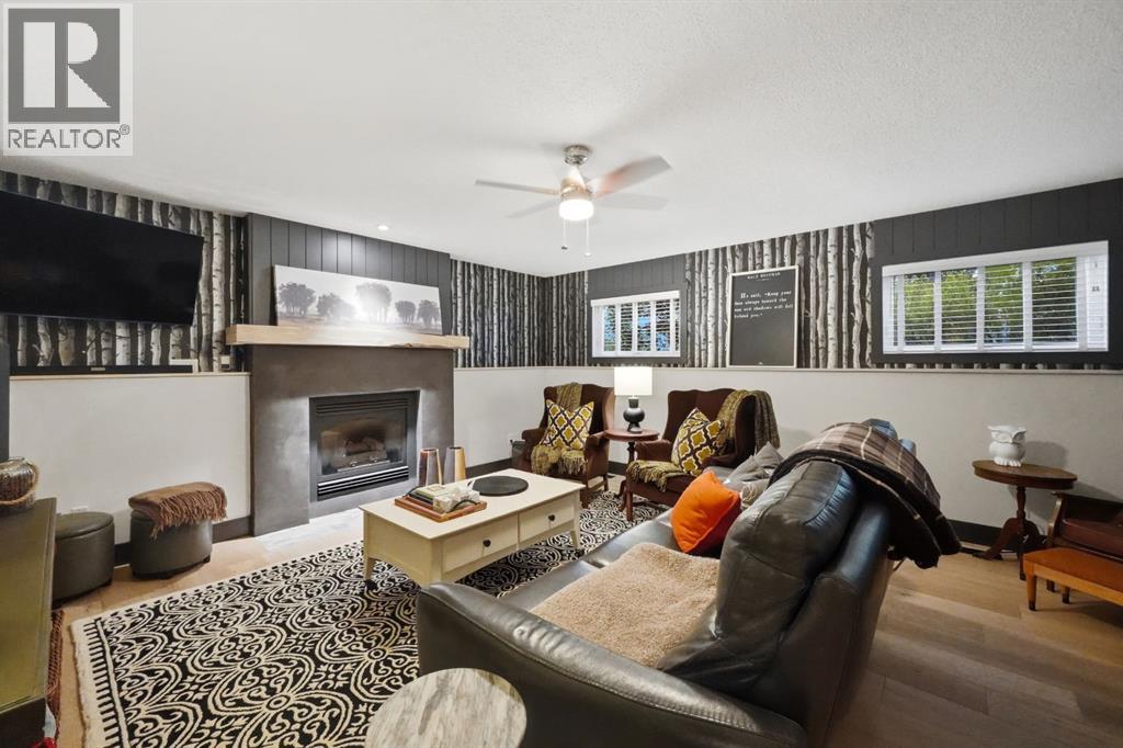 Listing photo – 180 Dixon Crescent, Red Deer