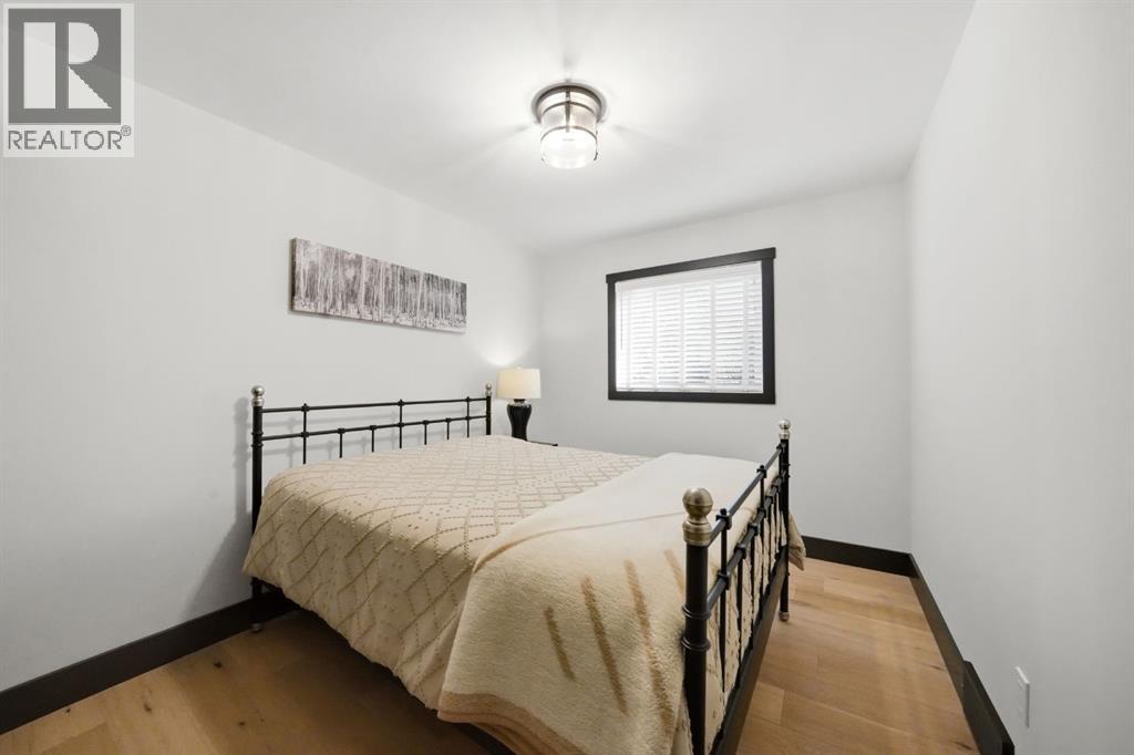 Listing photo – 180 Dixon Crescent, Red Deer