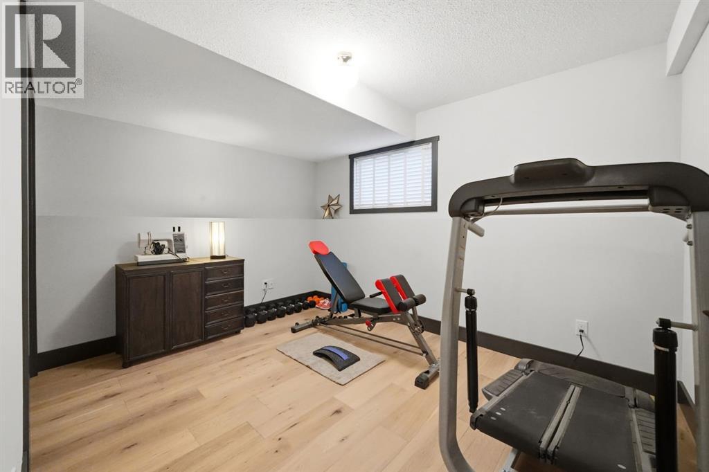 Listing photo – 180 Dixon Crescent, Red Deer