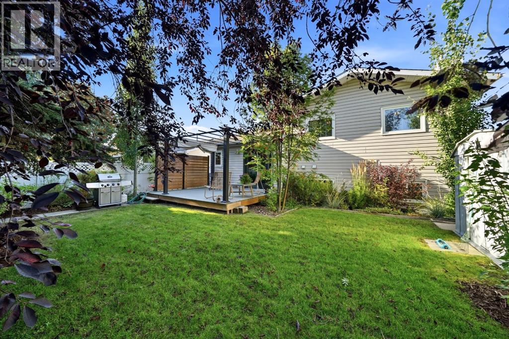 Listing photo – 180 Dixon Crescent, Red Deer