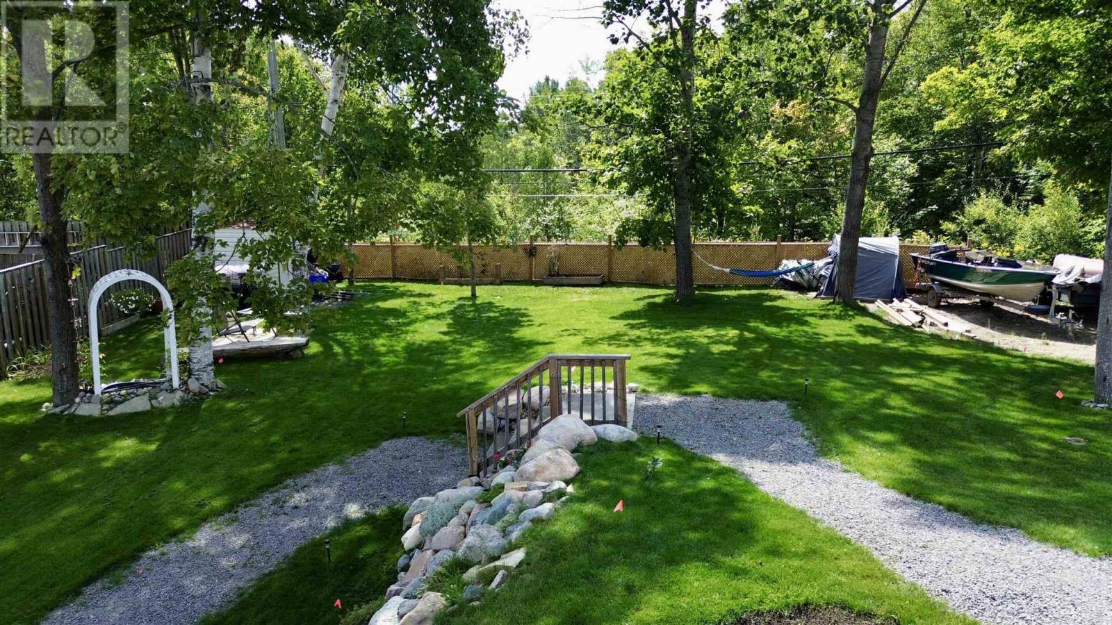 51 Axmith AVE - Image 8
