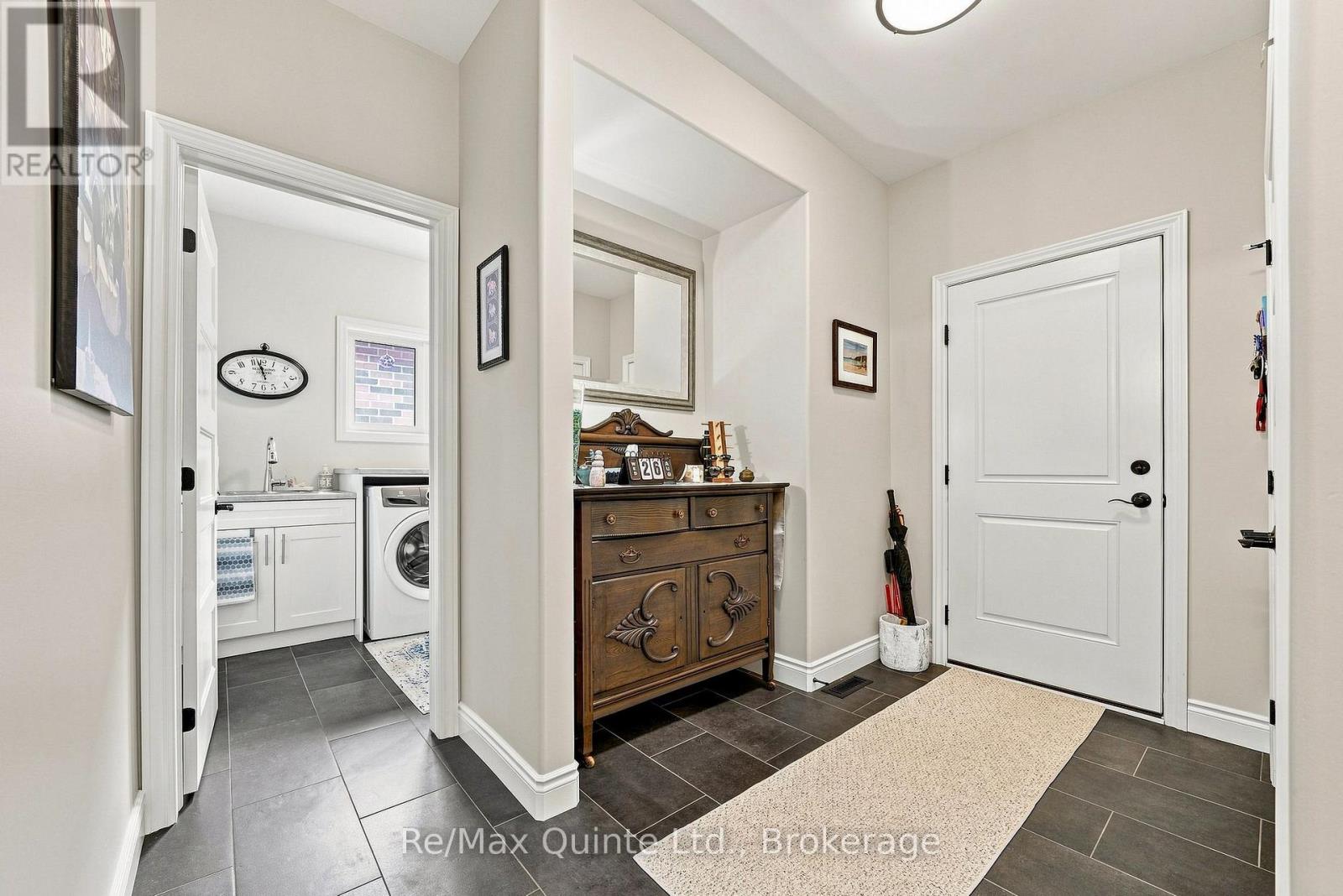 40 FARMINGTON CRESCENT - Image 27