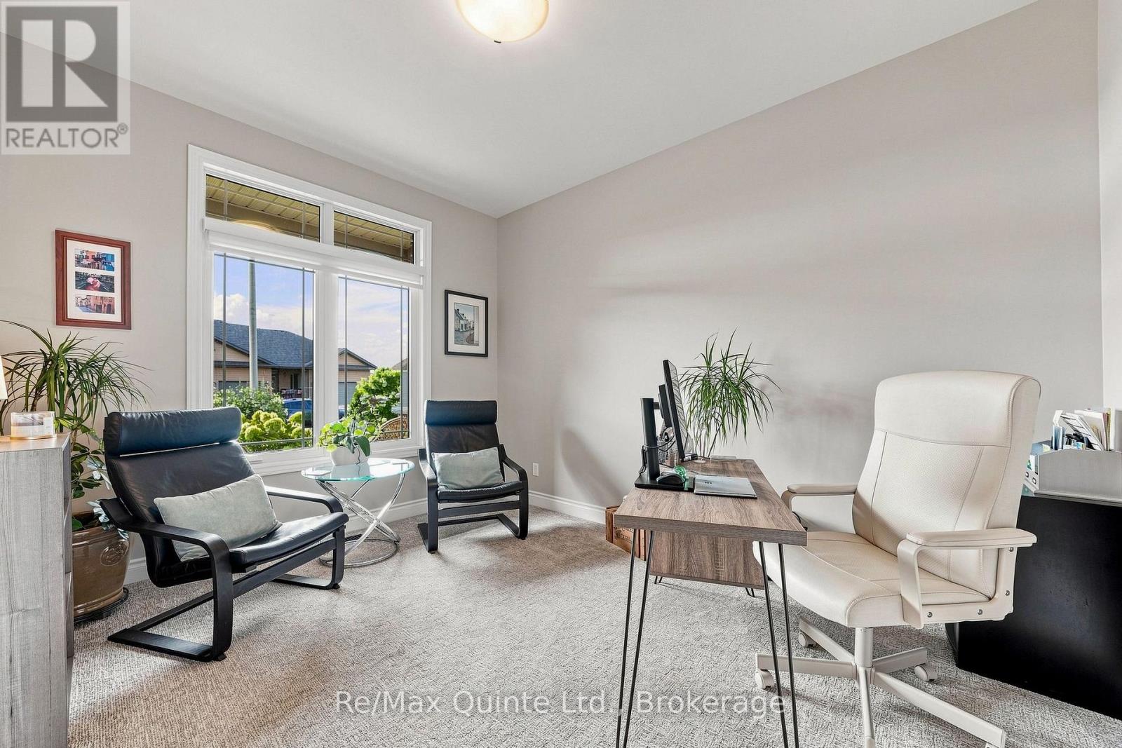 40 FARMINGTON CRESCENT - Image 6