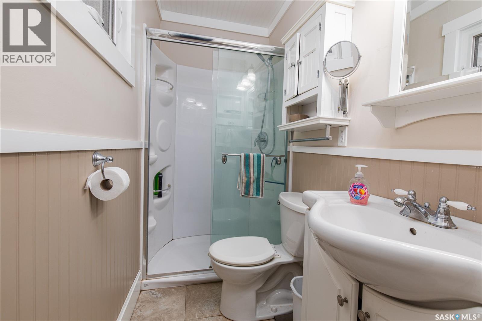 215 Cedar CRESCENT - 25
