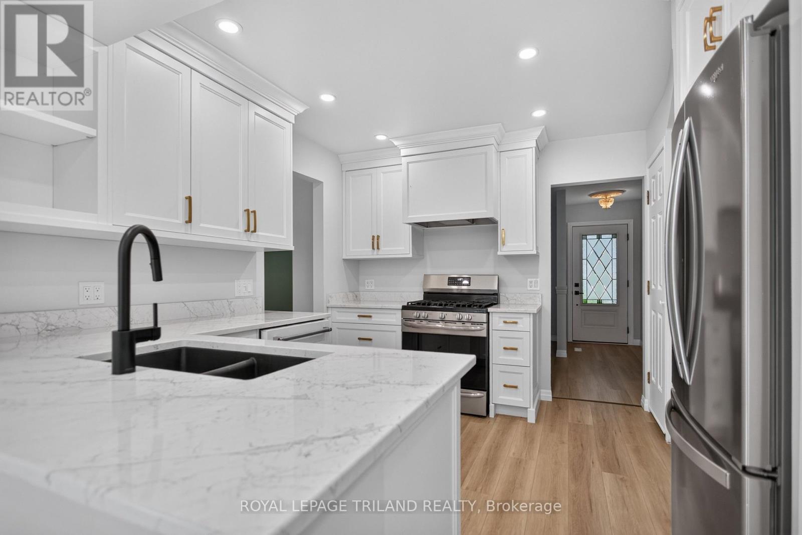 115 SPRINGER STREET - 17