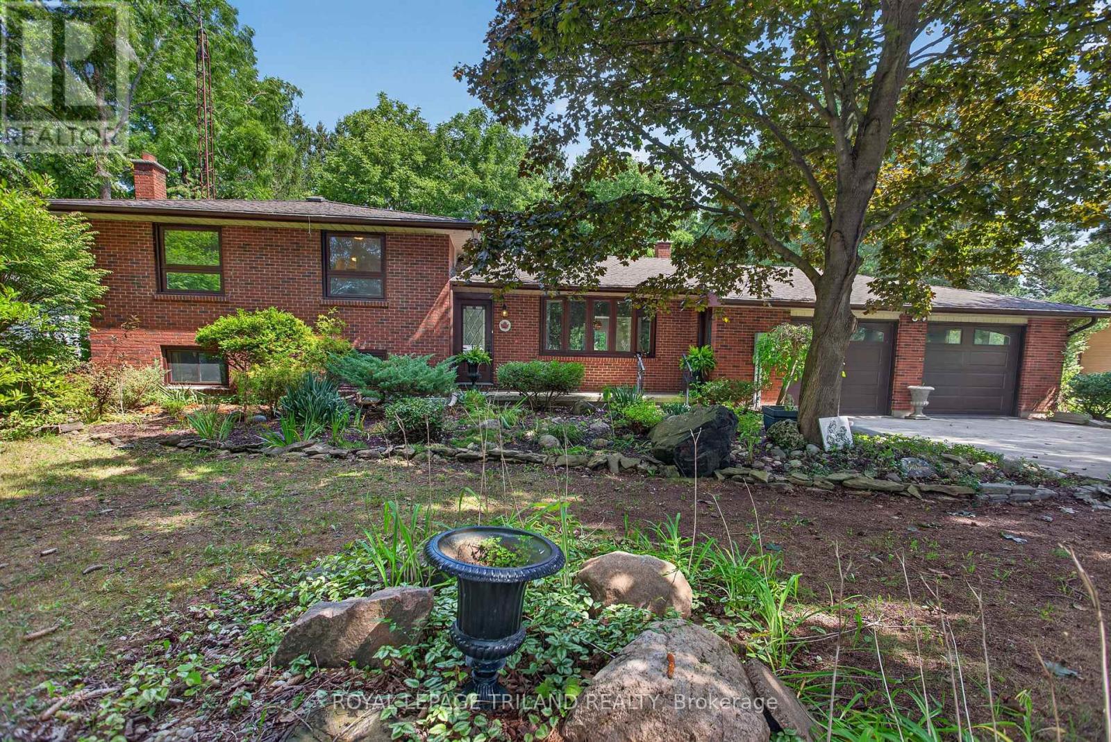 115 SPRINGER STREET - 3