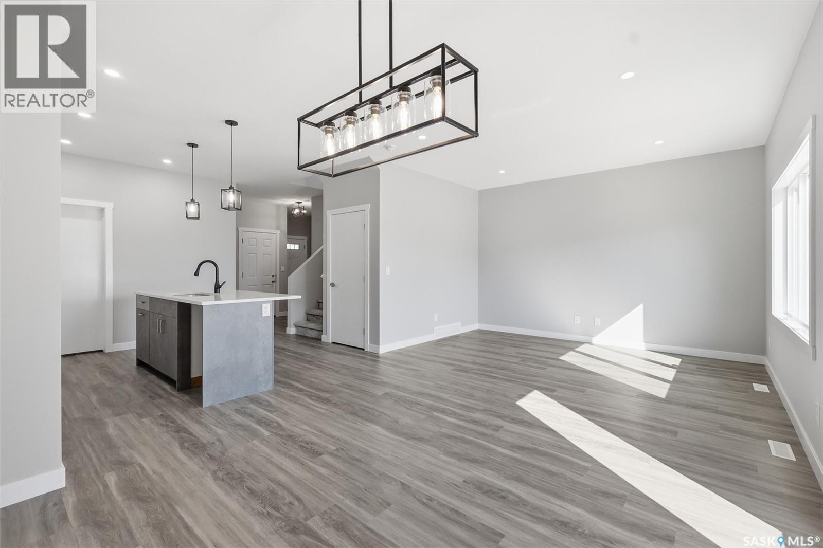 811 Brighton BOULEVARD - Image 15