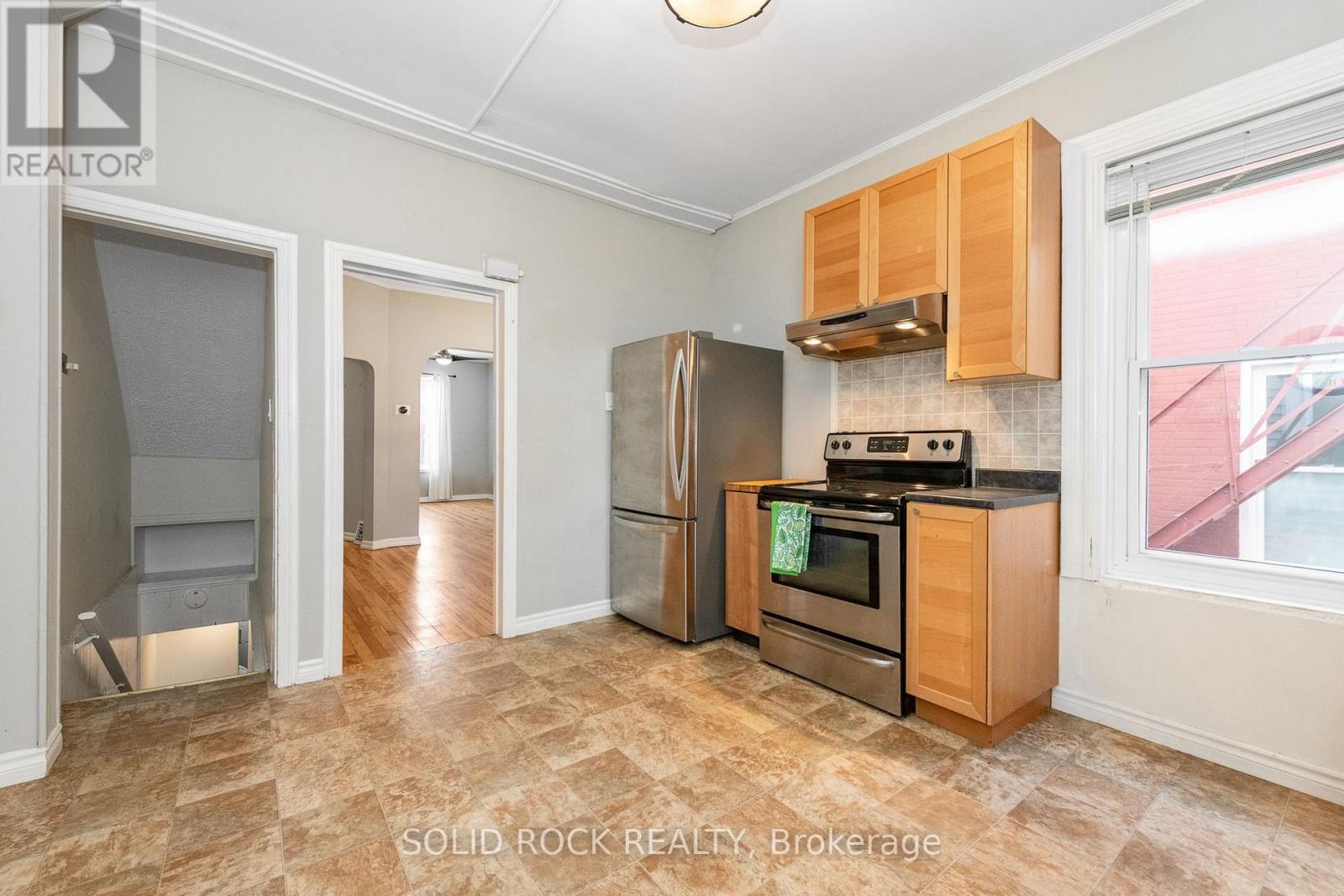 134 CONCORD STREET S - 20