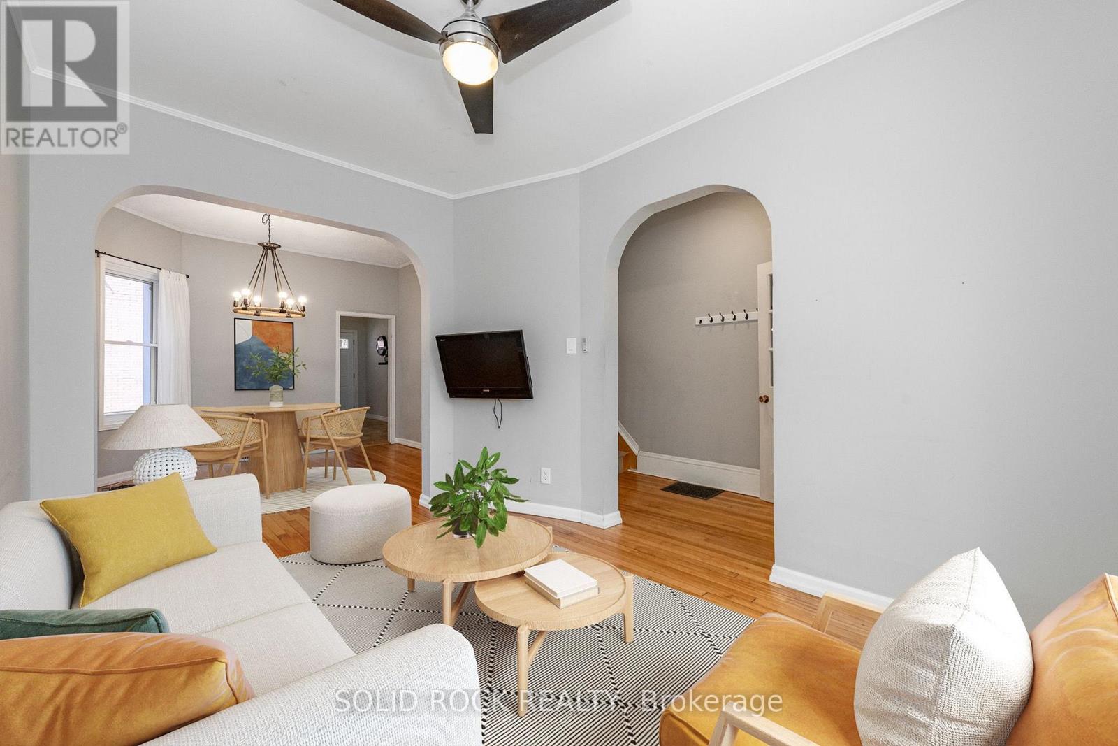 134 CONCORD STREET S - 9