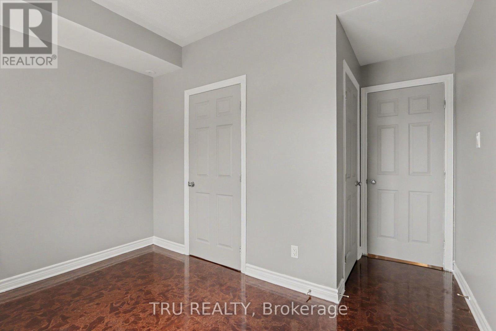 #7 165 WATERBRIDGE DRIVE - 17