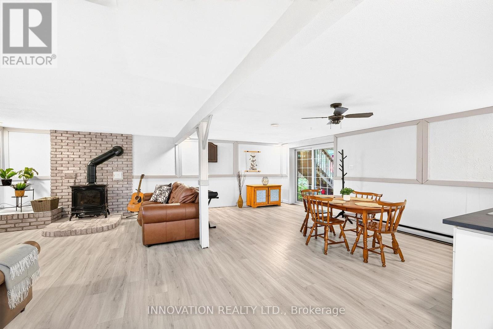 136 ACORN CRESCENT - Image 24