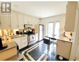 Upper - 47 Gloucester Street, Toronto, ON M4Y1L8 Photo 9