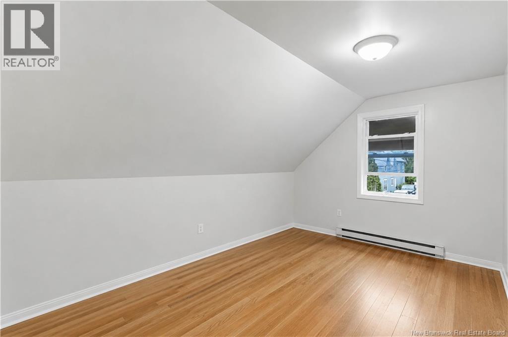 323 Saunders Street - Image 10