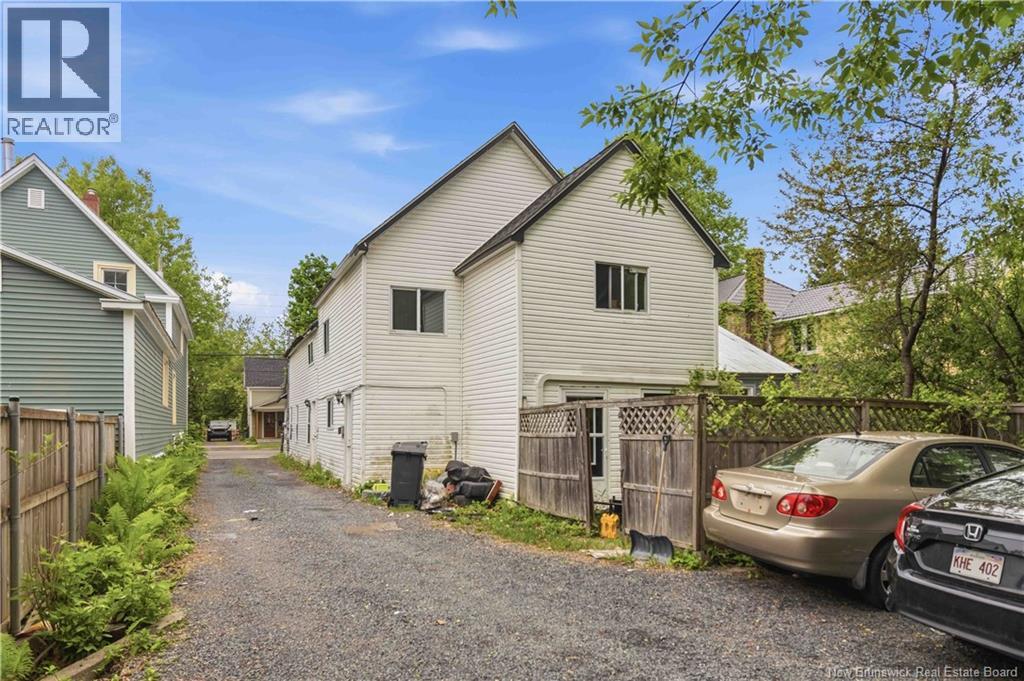 323 Saunders Street - 3