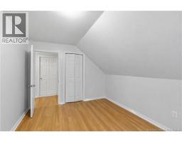 323 Saunders Street, photo 12