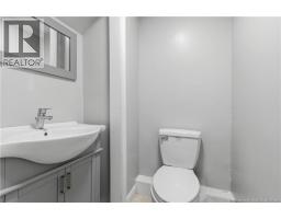323 Saunders Street, photo 13