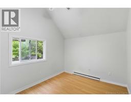323 Saunders Street, photo 19
