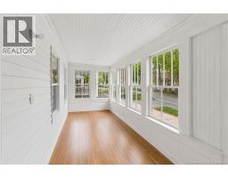 323 Saunders Street, photo 5