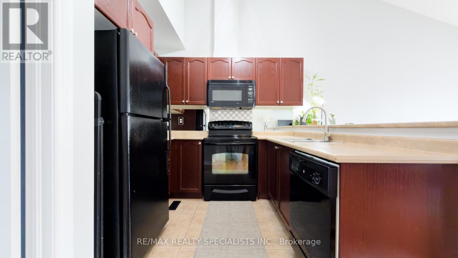 111 CIVIC CENTRE DRIVE - Image 5