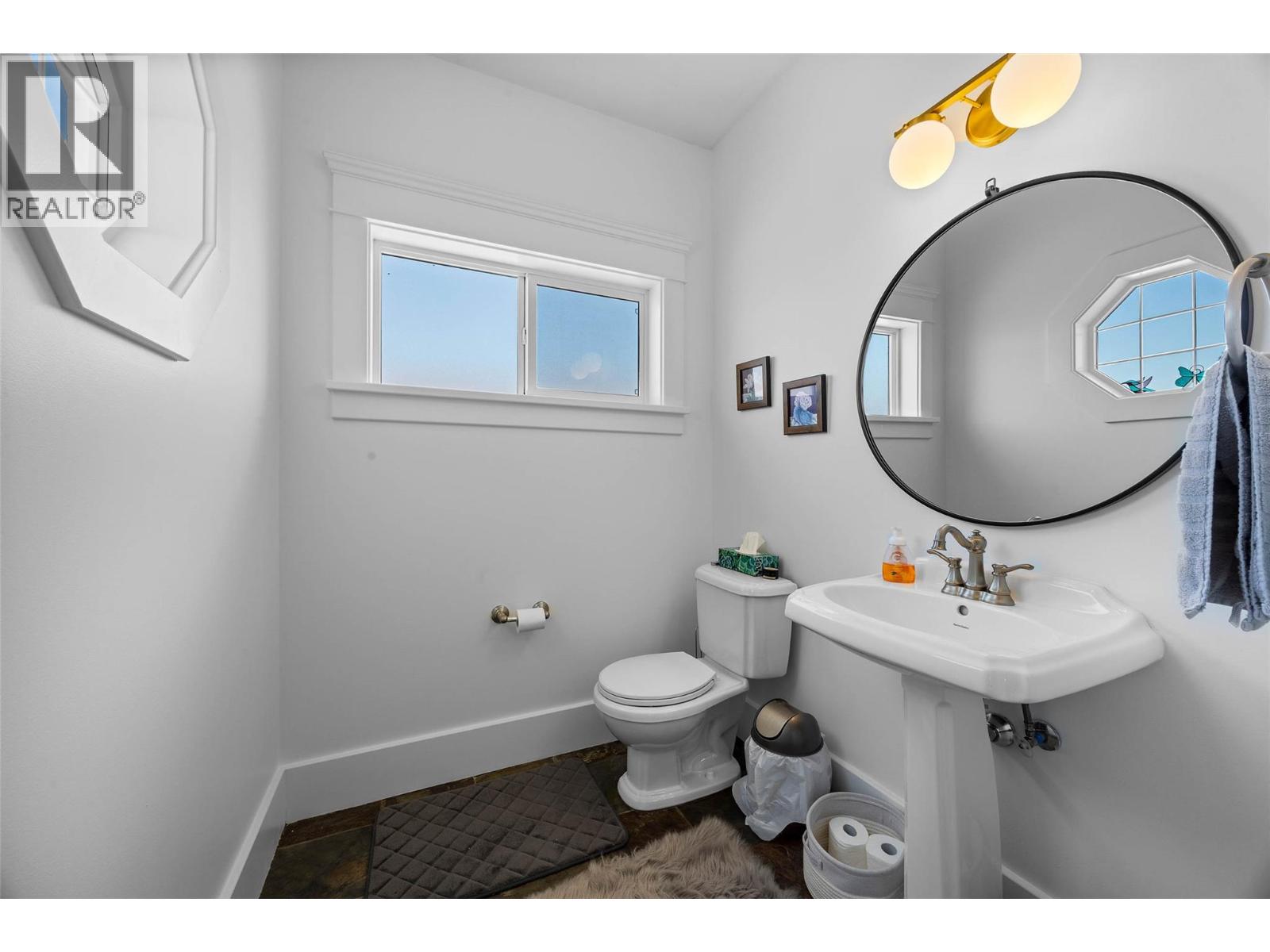 875 Sahali Terrace Unit# 13, Kamloops