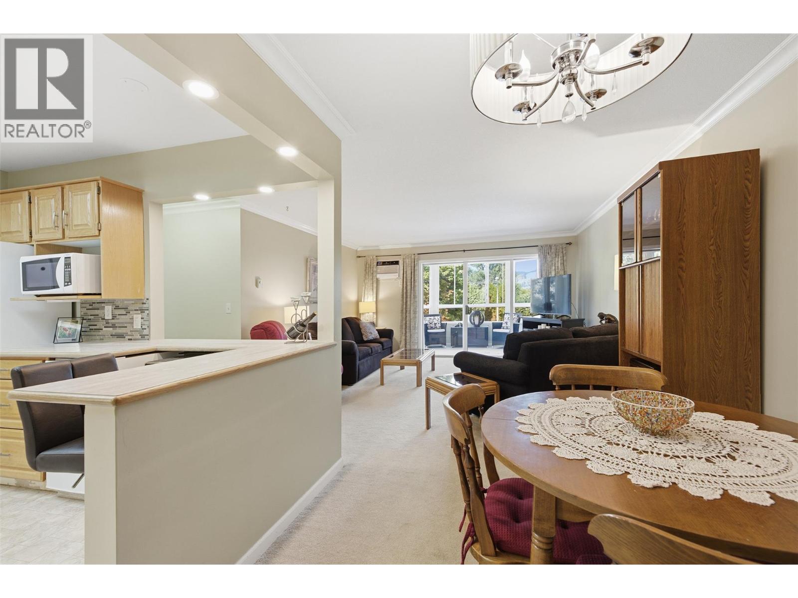 945 Lawrence Avenue Unit# 207, Kelowna
