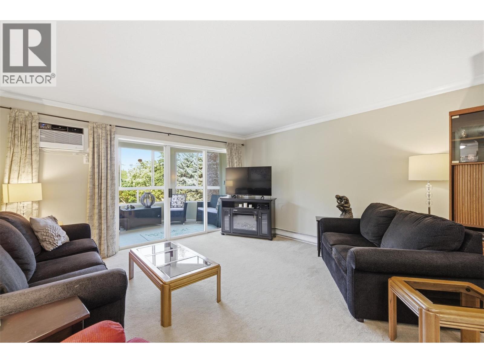 945 Lawrence Avenue Unit# 207, Kelowna