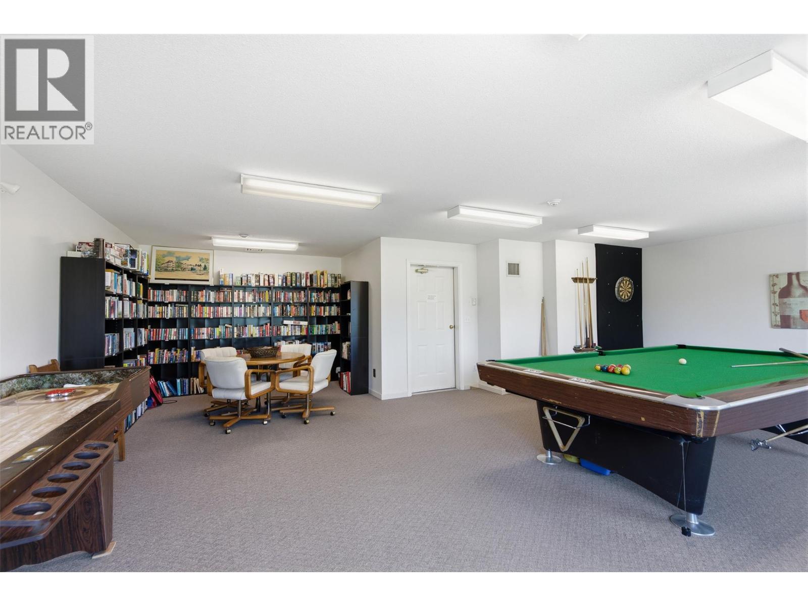 945 Lawrence Avenue Unit# 207, Kelowna