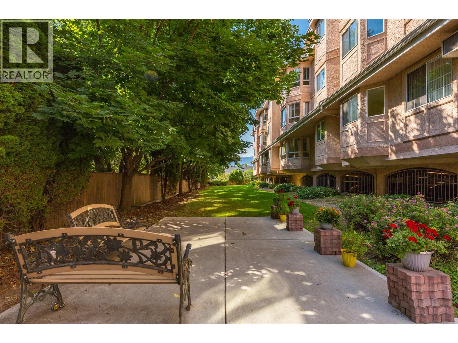 945 Lawrence Avenue Unit# 207, Kelowna