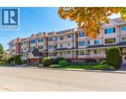 207 945 Lawrence Avenue, Kelowna